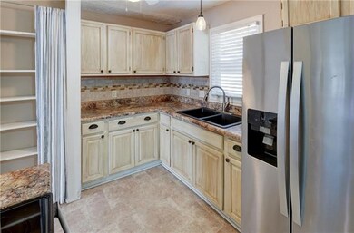 1101 NW B St, Blue Springs, MO 64015 - photo 6