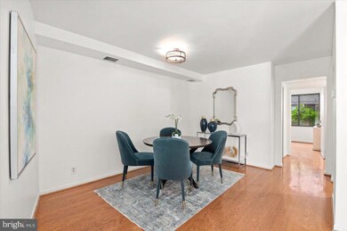 3 Washington Cir NW unit 107, Washington, DC 20037 - photo 7