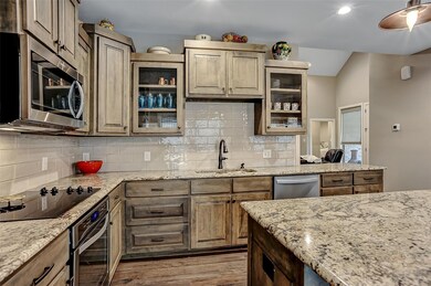 3818 Sumner Ct, Sherman, TX 75090 - photo 3