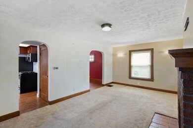 1362 Elmwood Ave, Columbus, OH 43212 - photo 4