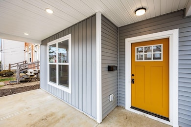 004_Ave Columbus OH 43222 USA