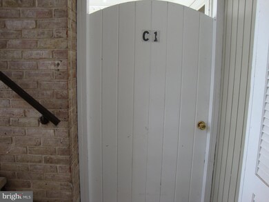 7521 Spring Lake Dr unit C1, Bethesda, MD 20817 - photo 4