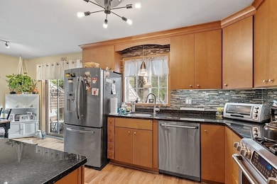 12 Brookfield Dr unit A, Groton, MA 01450 - photo 5