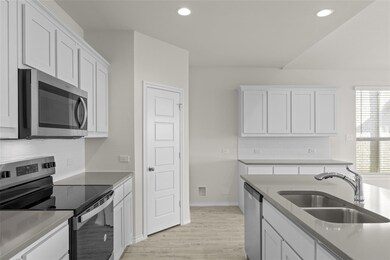 3249Baehr Kitchen 3