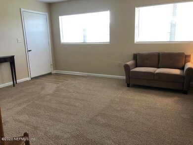 4702 Solandra Cir W, Jacksonville, FL 32210 - photo 7