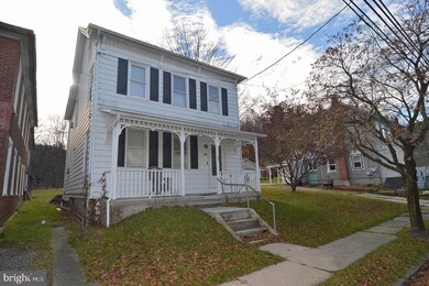 82 Penn St, Lenhartsville, PA 19534 - photo 2