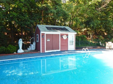 Pool house