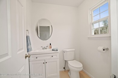 005_17_South_Pointe_Circle_332236_623016
