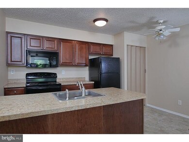 424 Durham Ct unit 424, West Deptford, NJ 08051 - photo 7