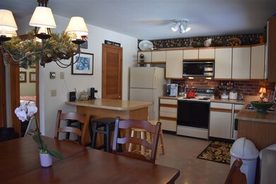 16 Bracket Wall unit CH M-224, Wilmington, VT 05363 - photo 6