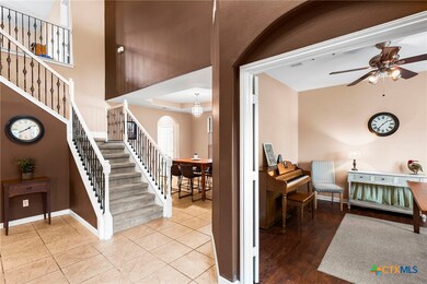 Front entry with a study/office or additional bedr