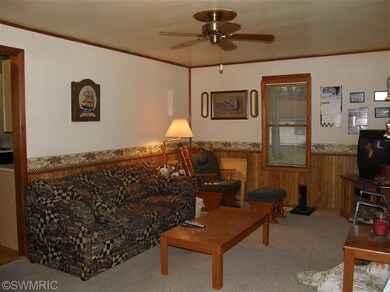 1101 Edwards St, Niles, MI 49120 - photo 2