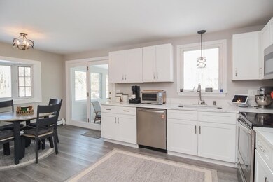 33 Mill Rd, Londonderry, NH 03053 - photo 6