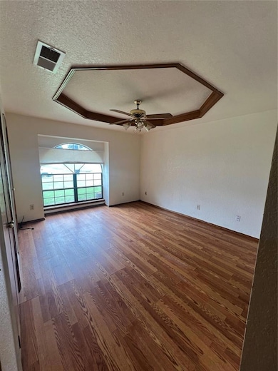 1428 NE 26th St, Moore, OK 73160 - photo 6