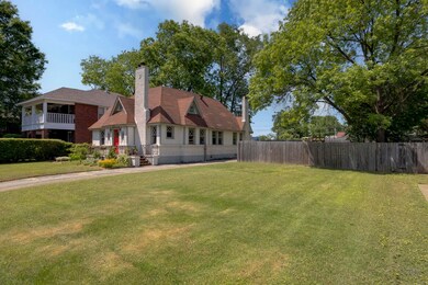 Oversized lot!