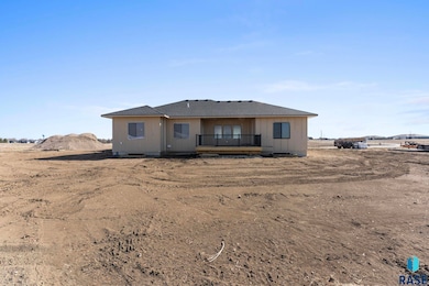 302 W 17th St, Dell Rapids, SD 57022 - photo 4