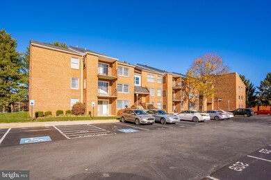 500 Chapel Ct unit 323, Walkersville, MD 21793 - photo 2