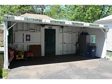 Parking Lot/Garage