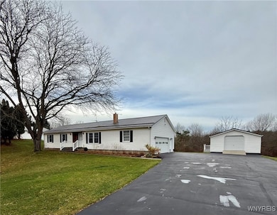 8540 Seven Springs Rd, Batavia, NY 14020 - photo 3