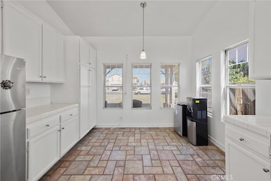 711 Myrtle Ave, Perris, CA 92571 - photo 6