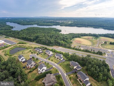 21585 Burnt Hickory Ct, Broadlands, VA 20148 - photo 4