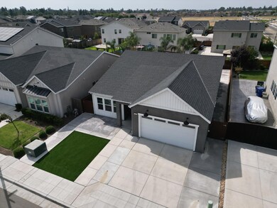 153 N Bliss Ave, Fresno, CA 93727 - photo 5