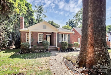 2226 Wilmore Dr, Charlotte, NC 28203 - photo 2