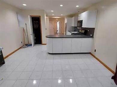 472 Lake St, Brooklyn, NY 11223 - photo 5