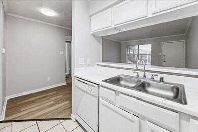 1645 W Main St unit 1, Houston, TX 77006 - photo 7