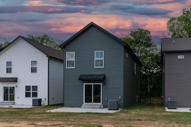 618 Southern Pass Run, Clarksville, TN 37043 - photo 2