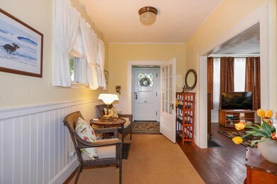 14 Maple St, Arlington, MA 02476 - photo 4