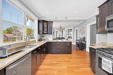 30 Elgin St unit 2, West Roxbury, MA 02132 - photo 4