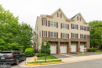 16817 Nuttal Oak Place, Woodbridge, VA 22191 - photo 3