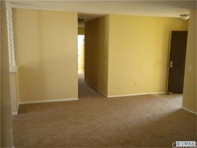 Living Rom view of hallway