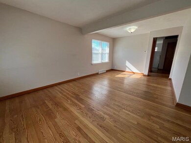 1509 Collins Ave, Saint Louis, MO 63117 - photo 5