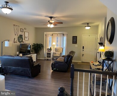 195 Oxbow Dr, Strasburg, VA 22657 - photo 4