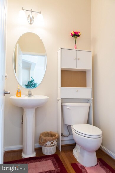 2805 Wakewater Way, Woodbridge, VA 22191 - photo 4