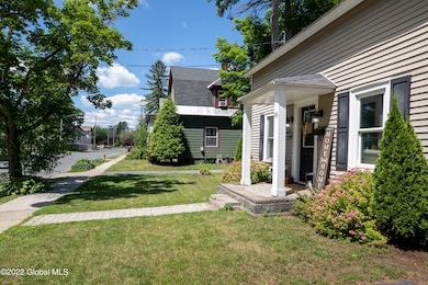 16 Lexington Ave, Glens Falls, NY 12801 - photo 4