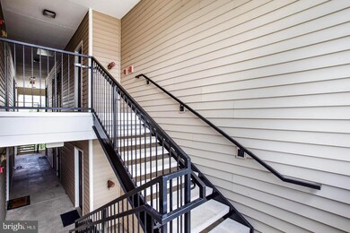 13505 Kildare Hills Terrace unit 404, Germantown, MD 20874 - photo 5