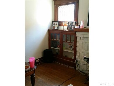 Living Room upper unit