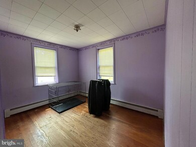 24 Columbia Ave, Hatfield, PA 19440 - photo 5