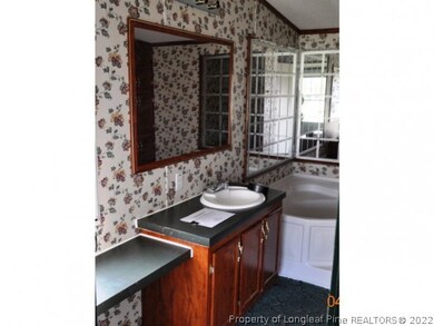 1304 Summer Dr, Siler City, NC 27344 - photo 7