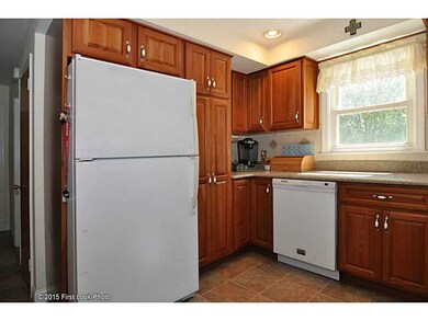 255 Forest Ave, Middletown, RI 02842 - photo 5