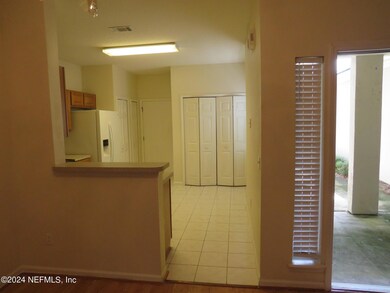 4762 Playpen Dr, Jacksonville, FL 32210 - photo 5