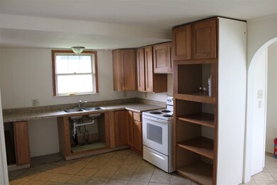 103 S Broadway St, Tekoa, WA 99033 - photo 4