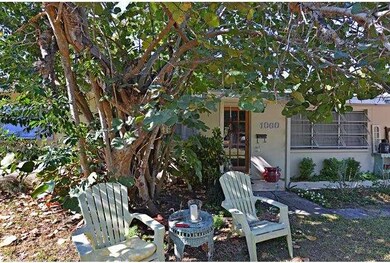 1060 8th St S, Naples, FL 34102 - photo 4