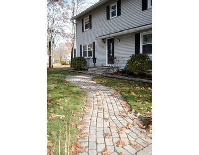 14 Rugby Rd, Nashua, NH 03063 - photo 7