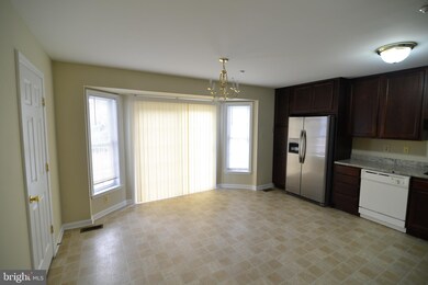 909 Mercer Dr, Hagerstown, MD 21742 - photo 6