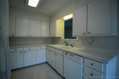 3205 S 210th East Ave, Broken Arrow, OK 74014 - photo 7