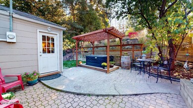 405-SW-Walnut-St-Pullman-WA-10202023_095